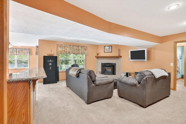 300 Alice Place, Ozark, MO 65721