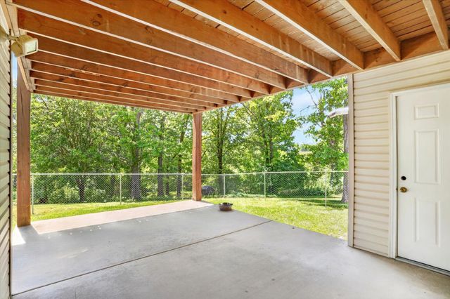 300 Alice Place, Ozark, MO 65721