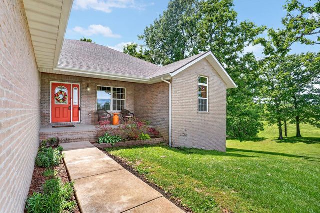300 Alice Place, Ozark, MO 65721