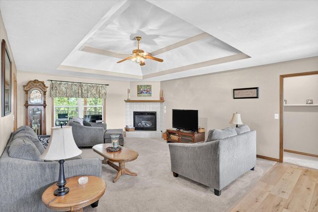 300 Alice Place, Ozark, MO 65721