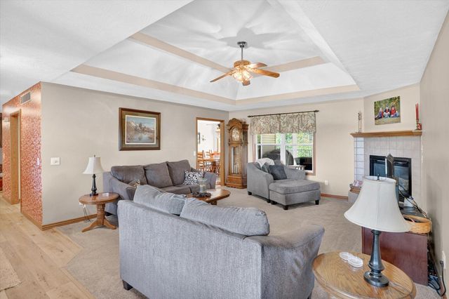 300 Alice Place, Ozark, MO 65721