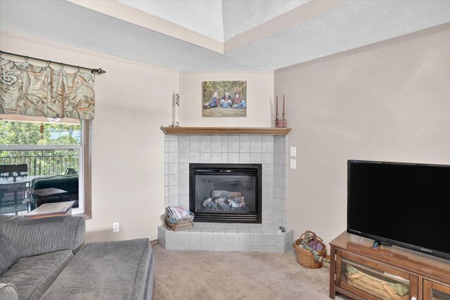 300 Alice Place, Ozark, MO 65721