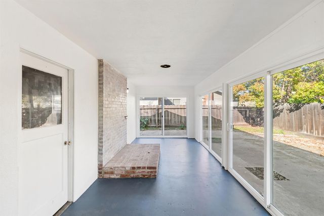 1713 Wolverine Way, Modesto, CA 95355