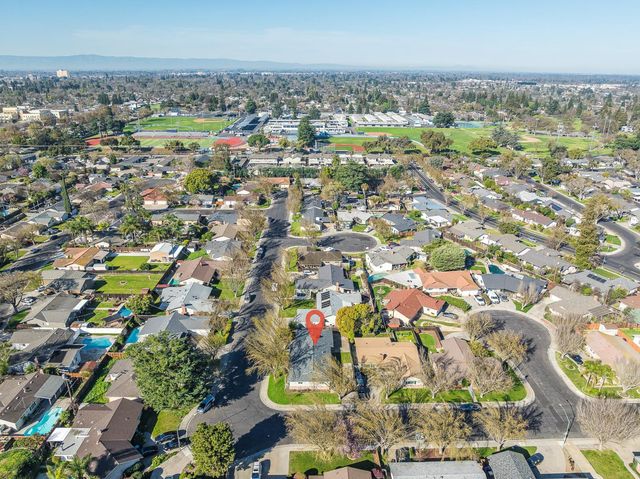 1713 Wolverine Way, Modesto, CA 95355