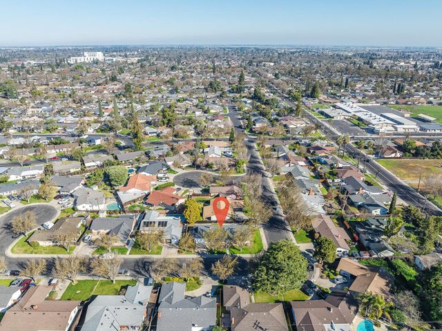 1713 Wolverine Way, Modesto, CA 95355