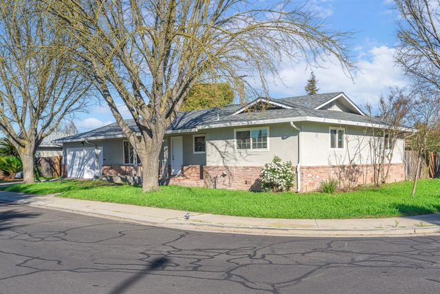 1713 Wolverine Way, Modesto, CA 95355
