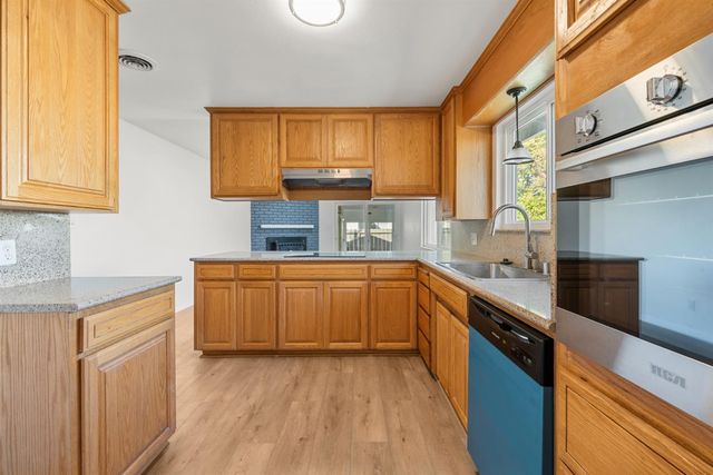 1713 Wolverine Way, Modesto, CA 95355