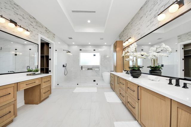 605 W Clay Street, Houston, TX 77019