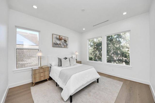 605 W Clay Street, Houston, TX 77019