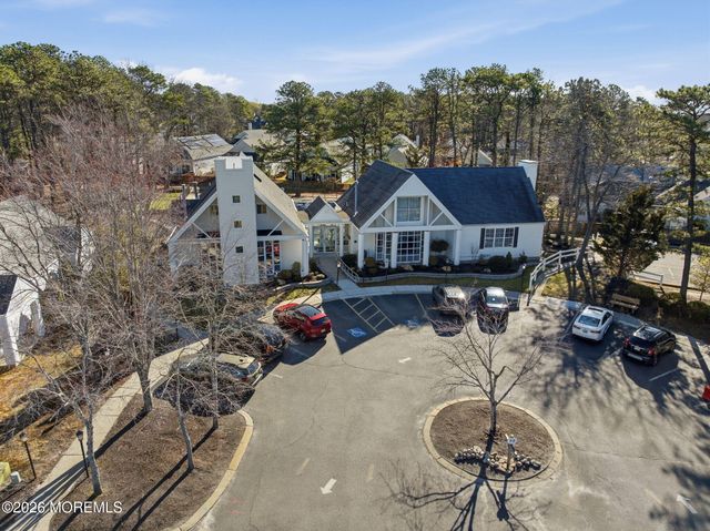 44 Summerhill Drive, Manahawkin, NJ 08050