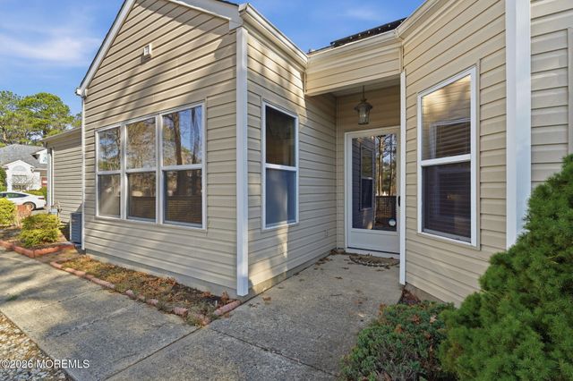 44 Summerhill Drive, Manahawkin, NJ 08050