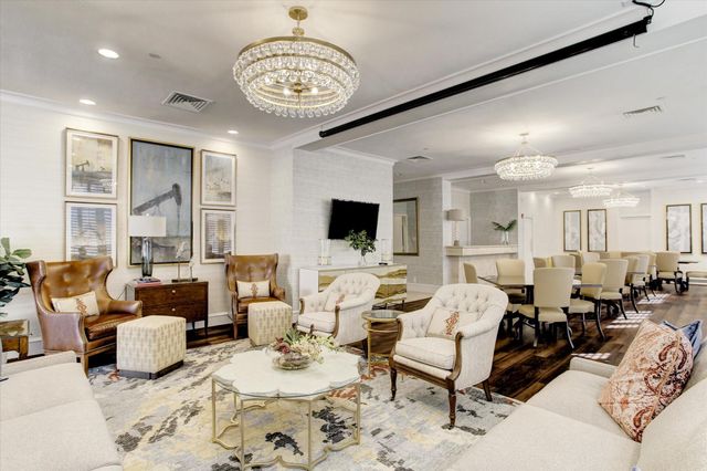 49 Briar Hollow Lane 1704, Houston, TX 77027