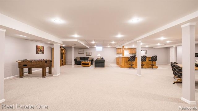 54035 Scarboro Way, Shelby Twp, MI 48316