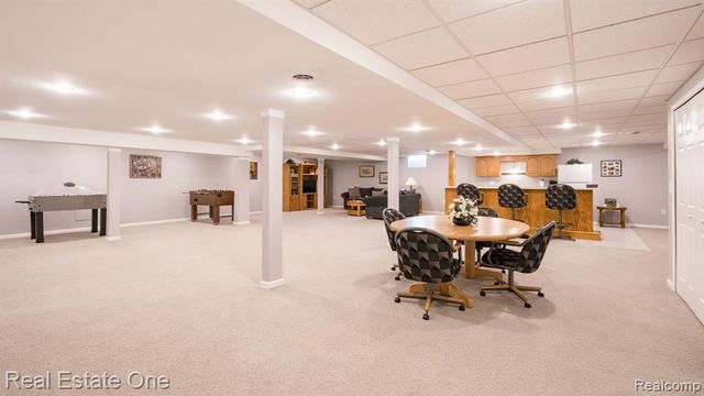 54035 Scarboro Way, Shelby Twp, MI 48316