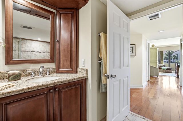 1141 Marine Way E H2l, North Palm Beach, FL 33408