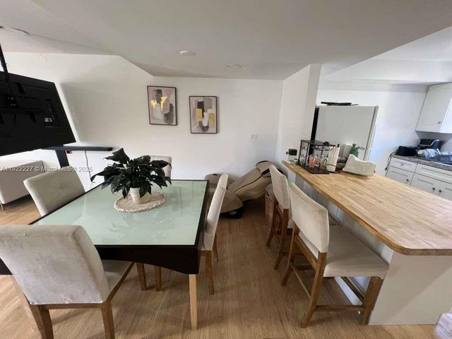 1480 NE 151st St 101, Miami, FL 33162