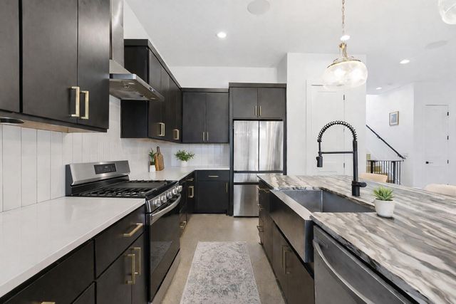 606A Clifford DR, Austin, TX 78745