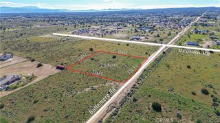 2 Buttemere, Phelan, CA 92371