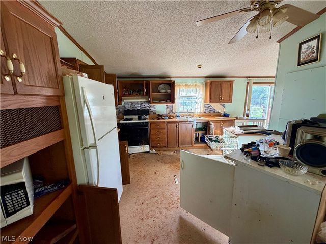 9200 Horn Road, Windham, OH 44288