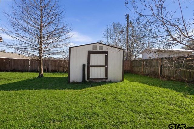 14716 Fox Ridge, Tyler, TX 75709