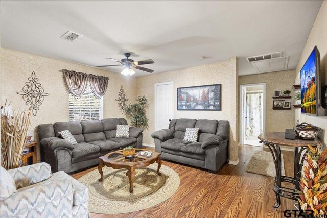 14716 Fox Ridge, Tyler, TX 75709