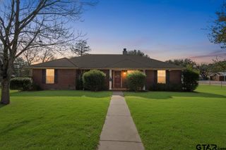 14716 Fox Ridge, Tyler, TX 75709