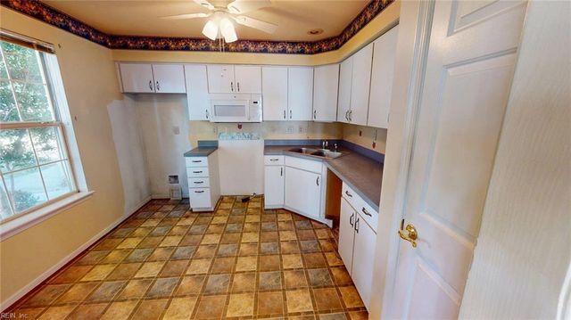 725 Inlet Quay Apt C, Chesapeake, VA 23320