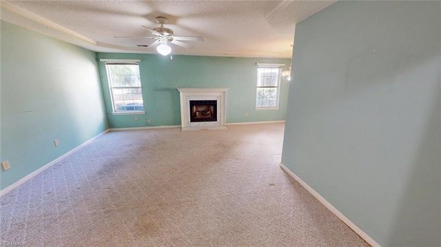 725 Inlet Quay Apt C, Chesapeake, VA 23320