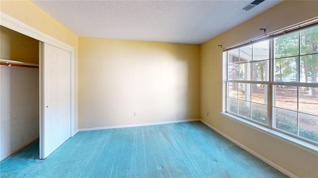 725 Inlet Quay Apt C, Chesapeake, VA 23320