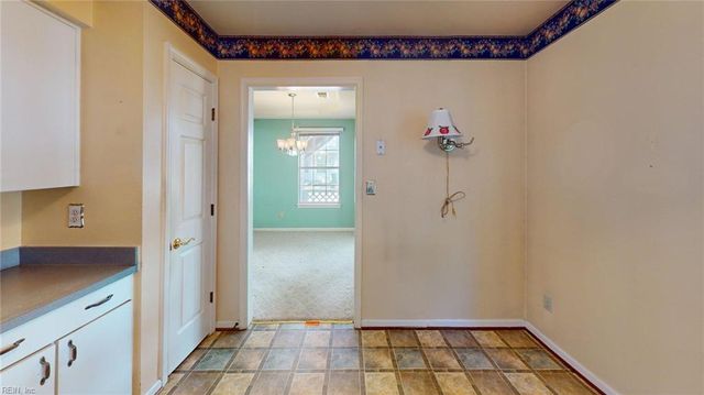 725 Inlet Quay Apt C, Chesapeake, VA 23320