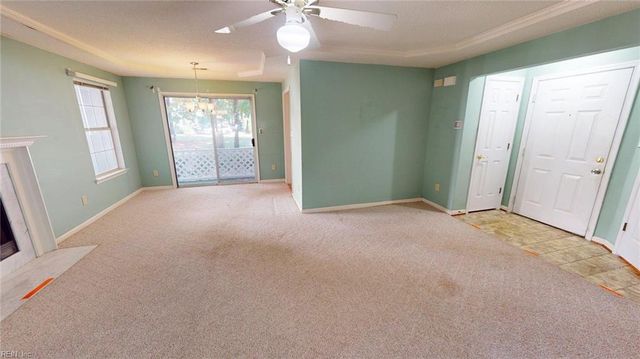 725 Inlet Quay Apt C, Chesapeake, VA 23320