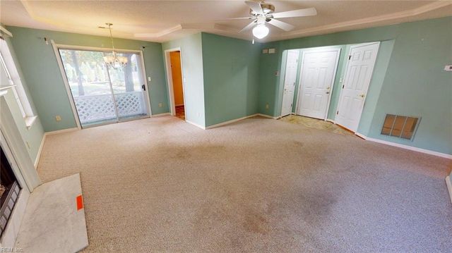 725 Inlet Quay Apt C, Chesapeake, VA 23320