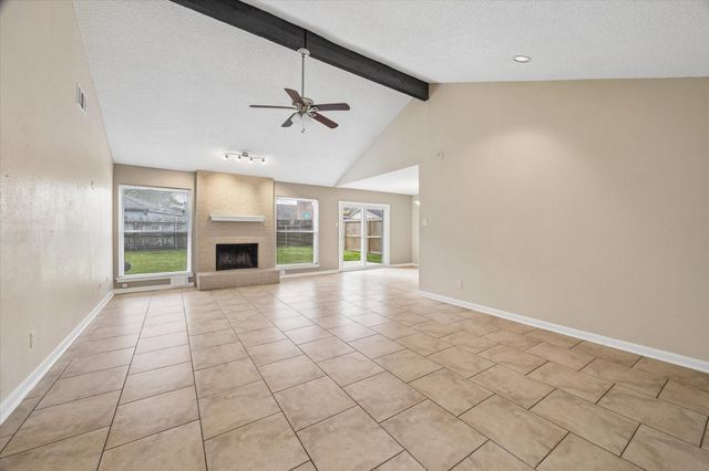 15814 Stonehaven Drive, Houston, TX 77059