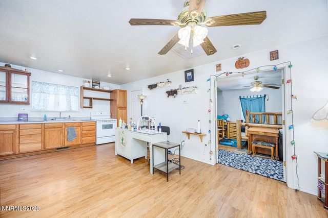 4185 Saint Clair Road, Fallon, NV 89406