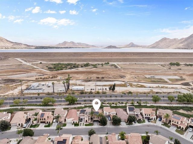 1474 Albillo Loop, Perris, CA 92571