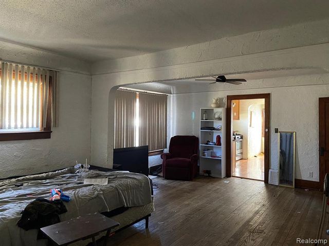 3918 Trumbull Avenue, Flint, MI 48504