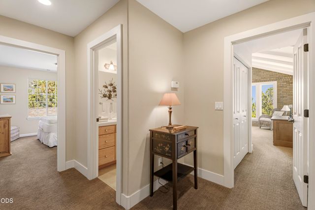 1158 NW Redfield Circle, Bend, OR 97703