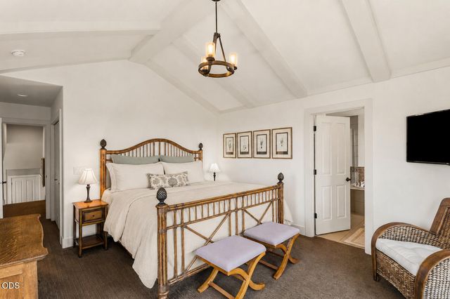 1158 NW Redfield Circle, Bend, OR 97703