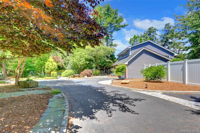 1 Burr Road, East Northport, NY 11731