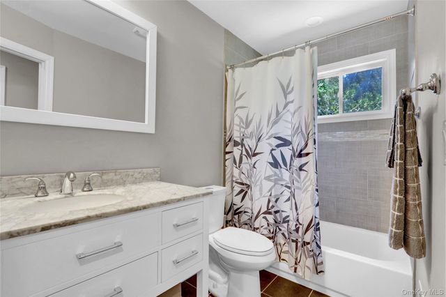 1 Burr Road, East Northport, NY 11731