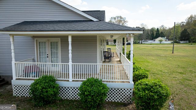647 Pine Valley Road, Meansville, GA 30256