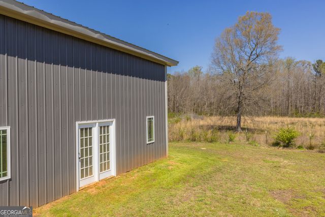 647 Pine Valley Road, Meansville, GA 30256
