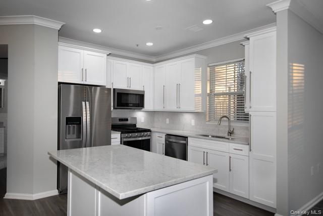 718 Charles Pond Drive 718, Coram, NY 11727