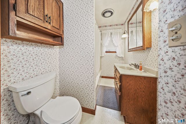 917 Cooke Street, Waterbury, CT 06704