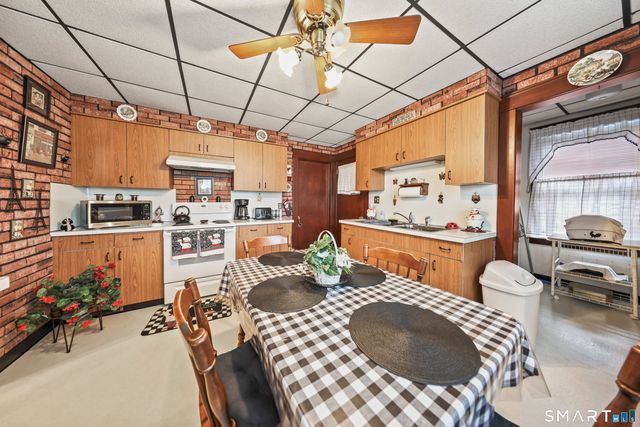 917 Cooke Street, Waterbury, CT 06704