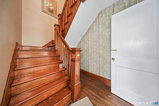 917 Cooke Street, Waterbury, CT 06704