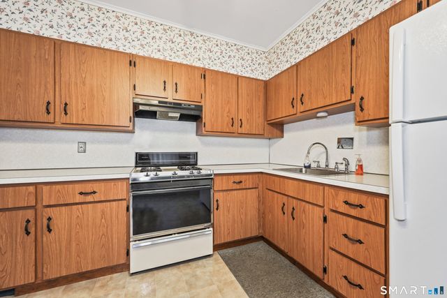 917 Cooke Street, Waterbury, CT 06704