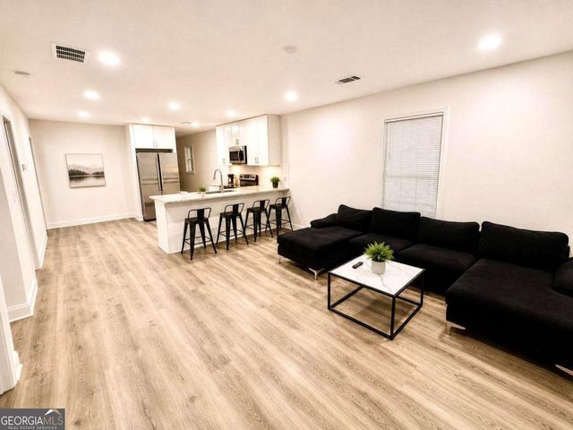 849 Wood Street NW, Atlanta, GA 30318