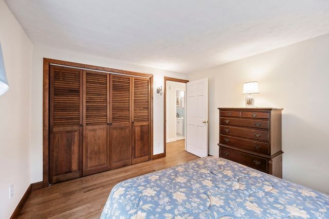 15 Ranger Cir, Weymouth, MA 02190