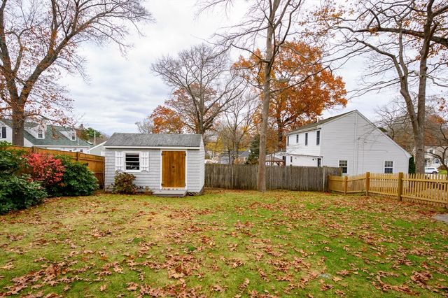 15 Ranger Cir, Weymouth, MA 02190